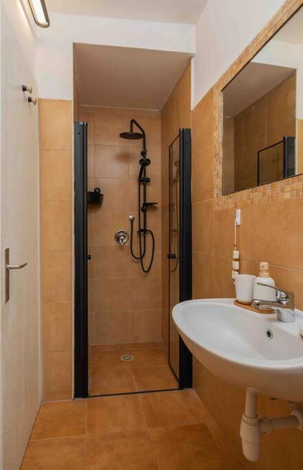 ‏ Dizengoff Duplex - Center *